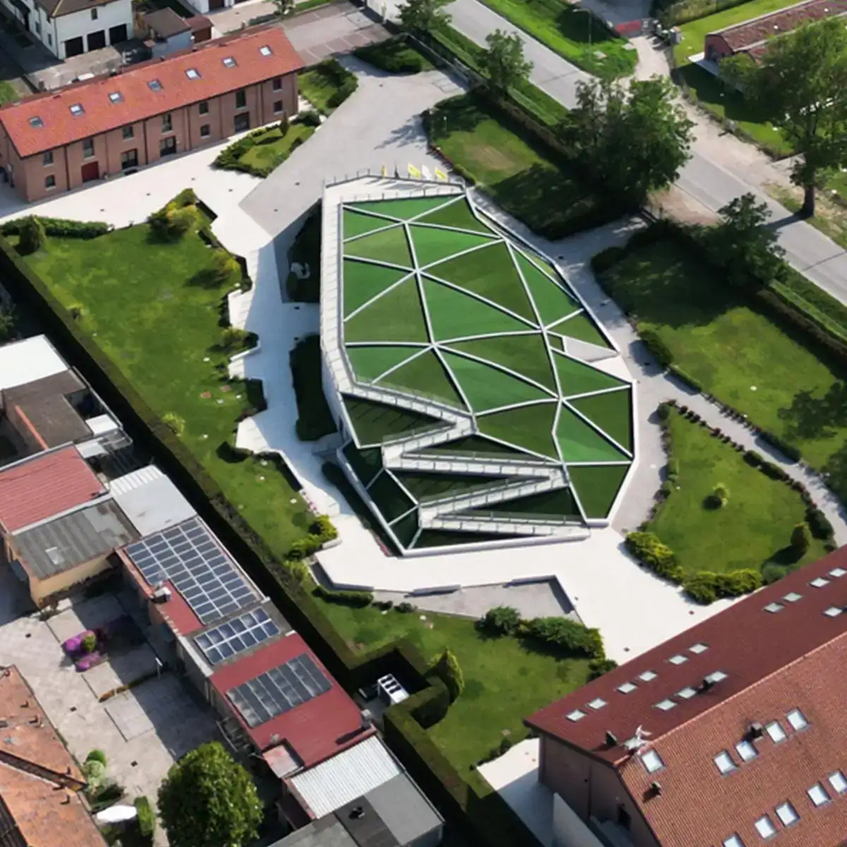 Veduta aerea del campus IASA e del polo agroindustriale circostante